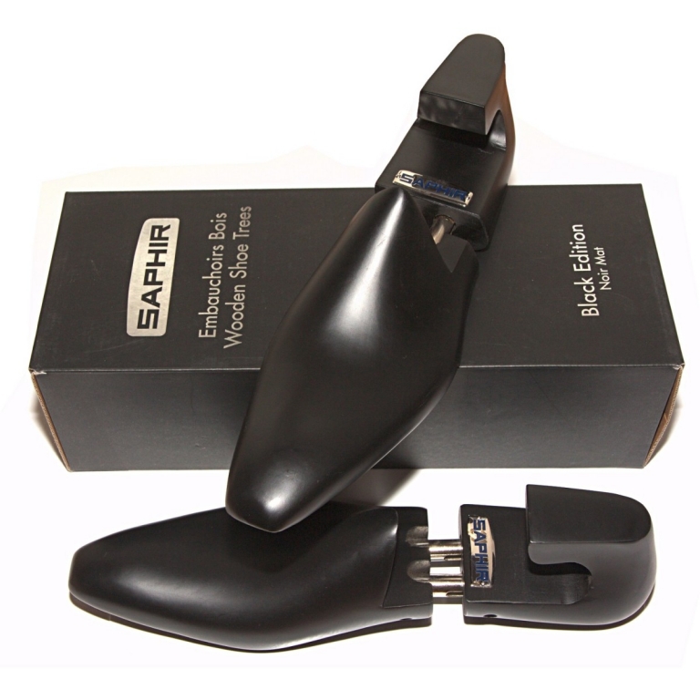 saphir cedar shoe trees